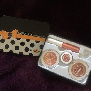 Sigma Girl “Pretty In peach 🍑 “
